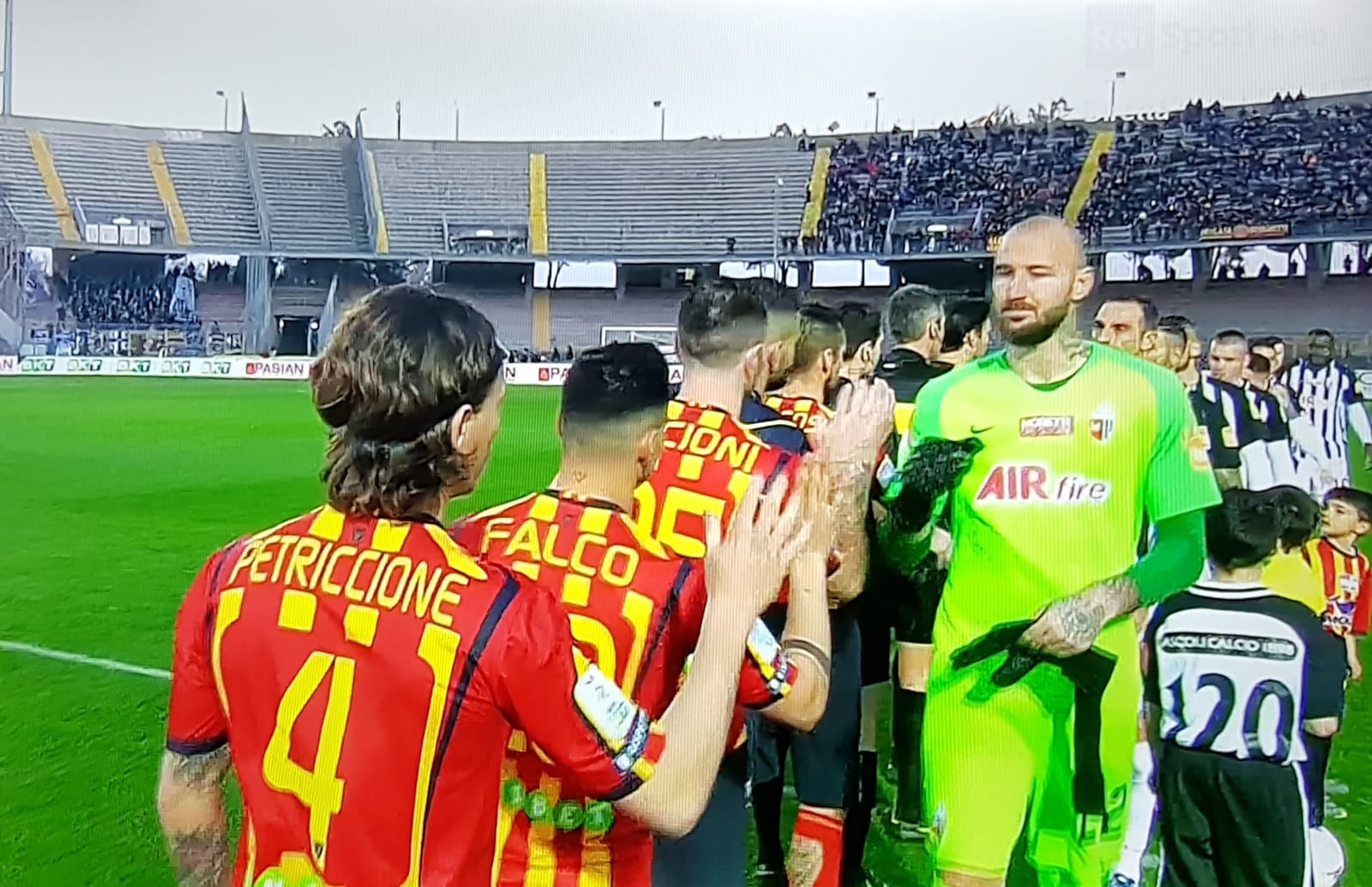 Lecce-Ascoli col pallottoliere, <br> pugliesi terzi da soli