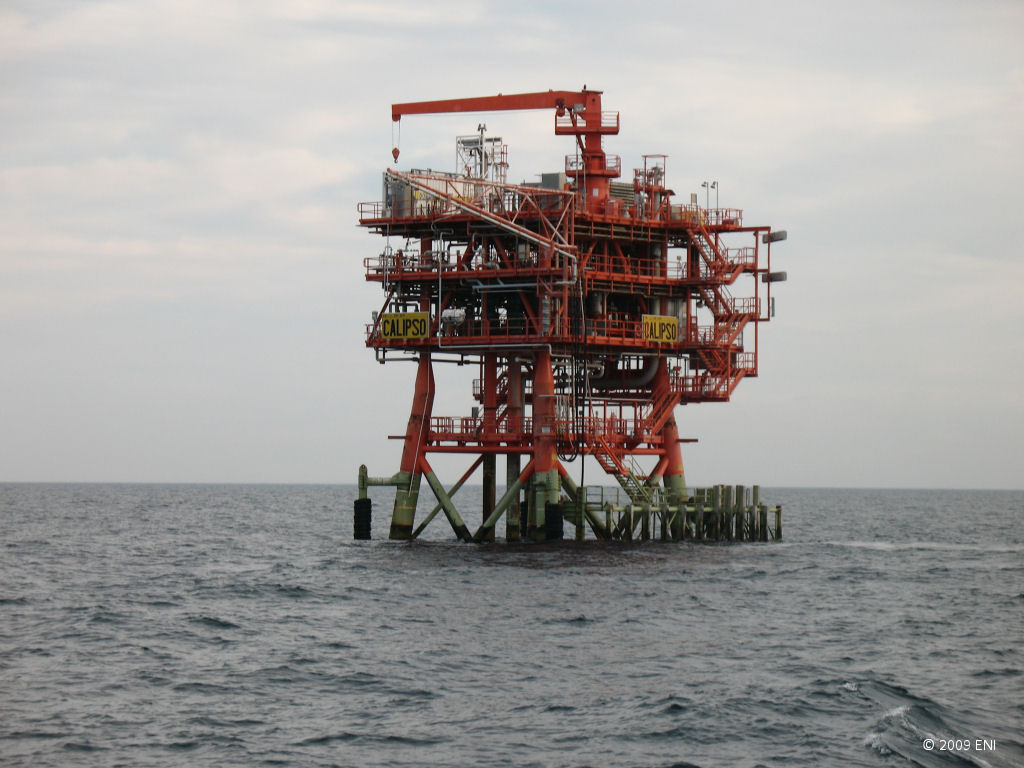 Incidente sulla piattaforma Eni: <br> un disperso in mare, due feriti