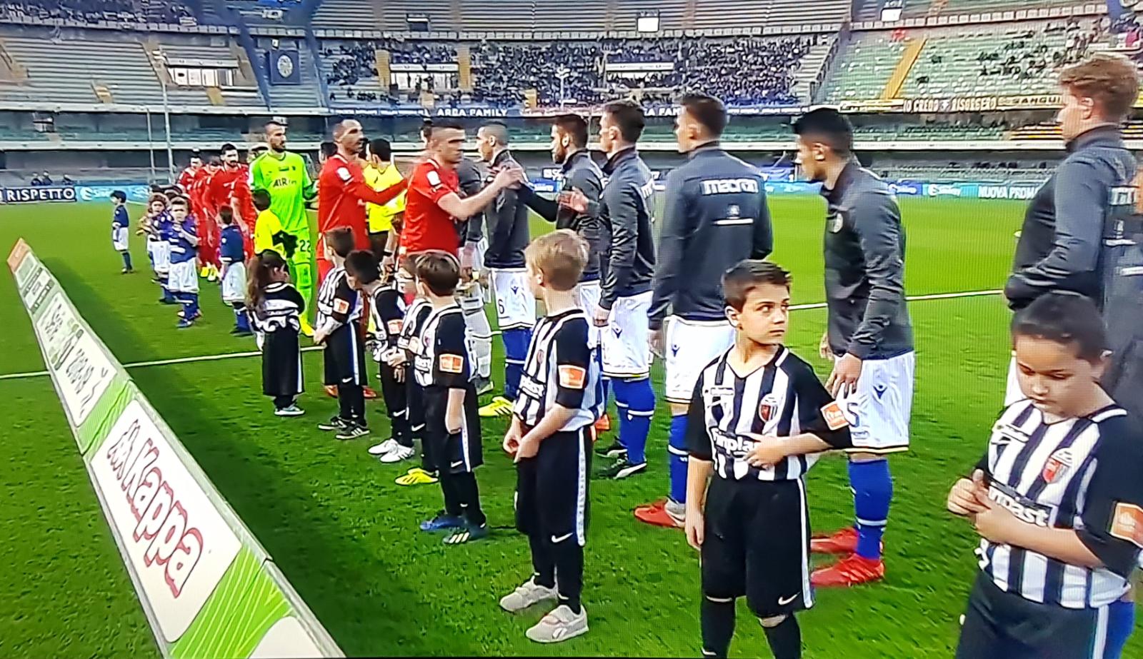 Rosseti a segno, poi finisce ko <br> Frattesi regala il gol ai veneti <br> Disastroso l’arbitro Pillitteri