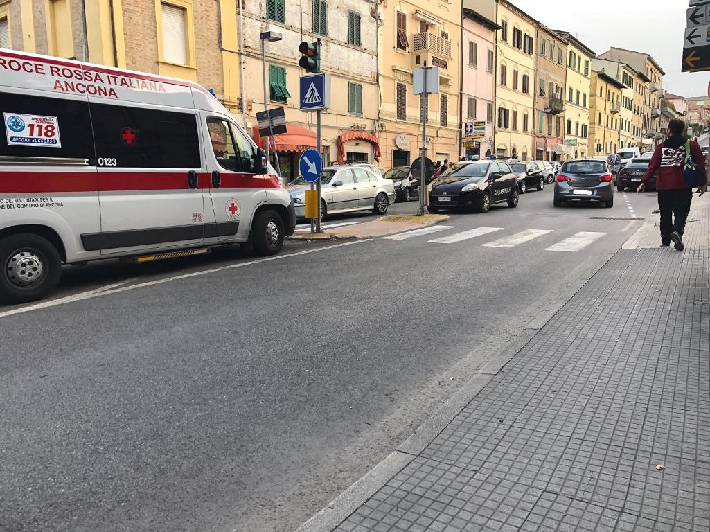 L’amico si sposa, lei fa una scenata <br> durante il ricevimento: è zuffa <br> Arrivano i Carabinieri
