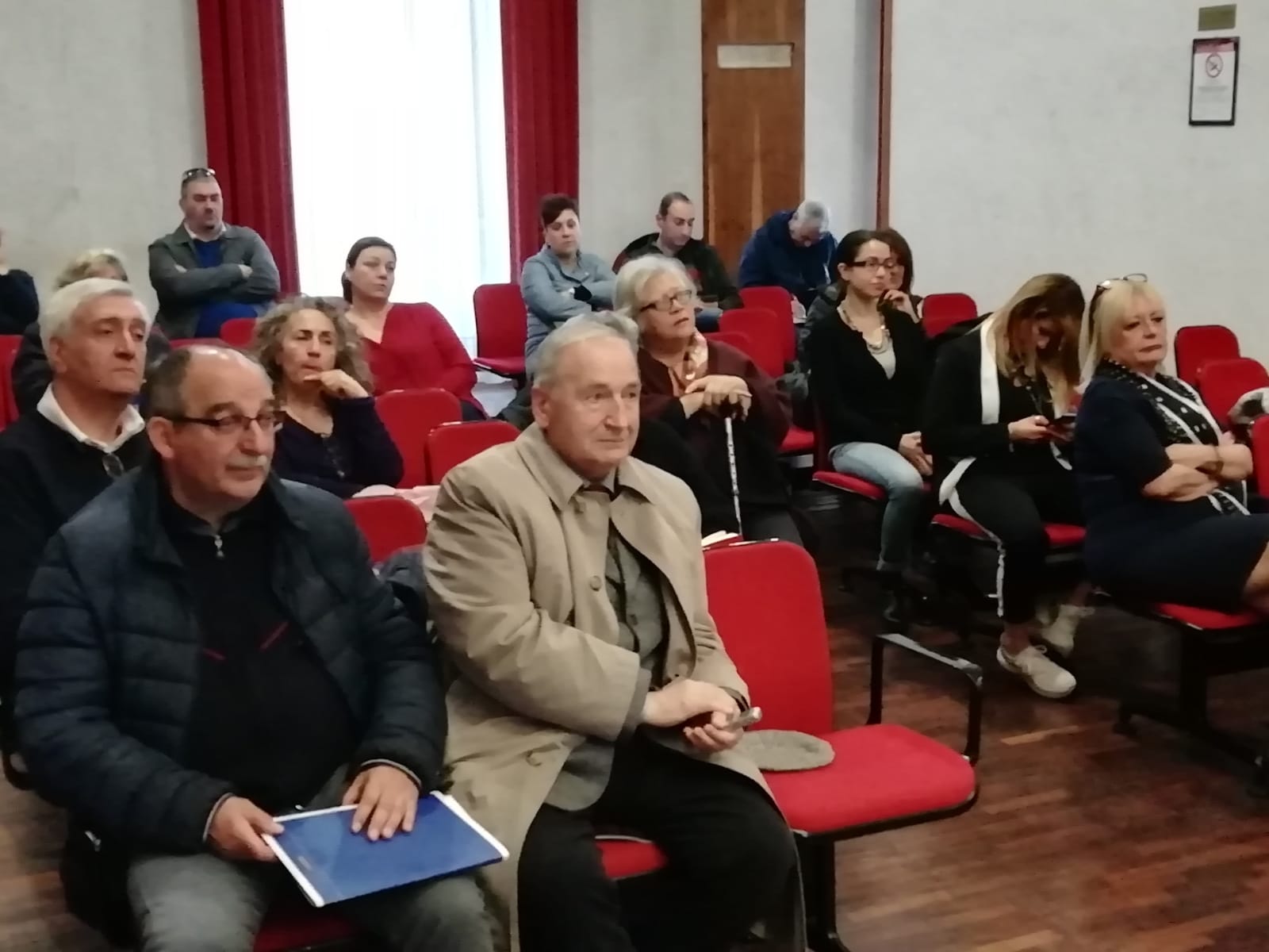 Tutti contro il nuovo ospedale, <br> ma intanto è emergenza medici: <br> pediatri ed ostetriche introvabili