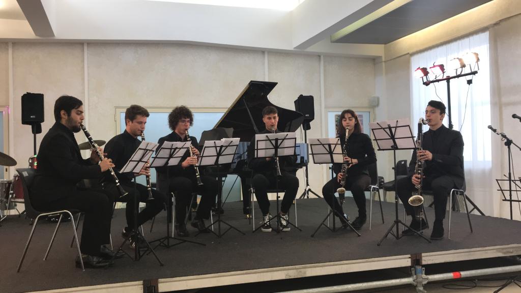 Istituto musicale Spontini, <br> il sestetto di clarinetti <br> vince il concorso a Caramanico