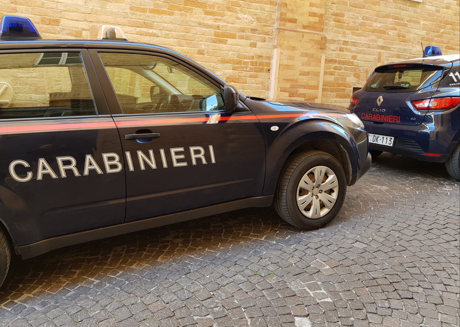 Fugge di casa dopo un brutto voto, <br> i carabinieri la trovano in Campania