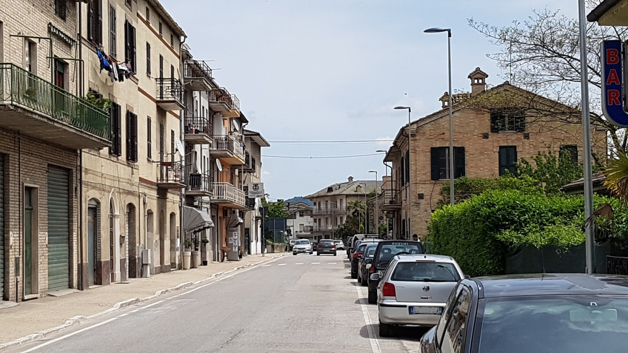 Nella maxi rissa spuntano anche i coltelli, <br> i Carabinieri arrestano nove indiani