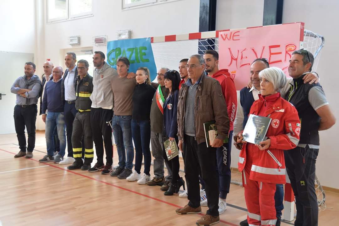 Festa dello Sport <br> con Ascoli e Samb <br> alla scuola “Specchio dei tempi”