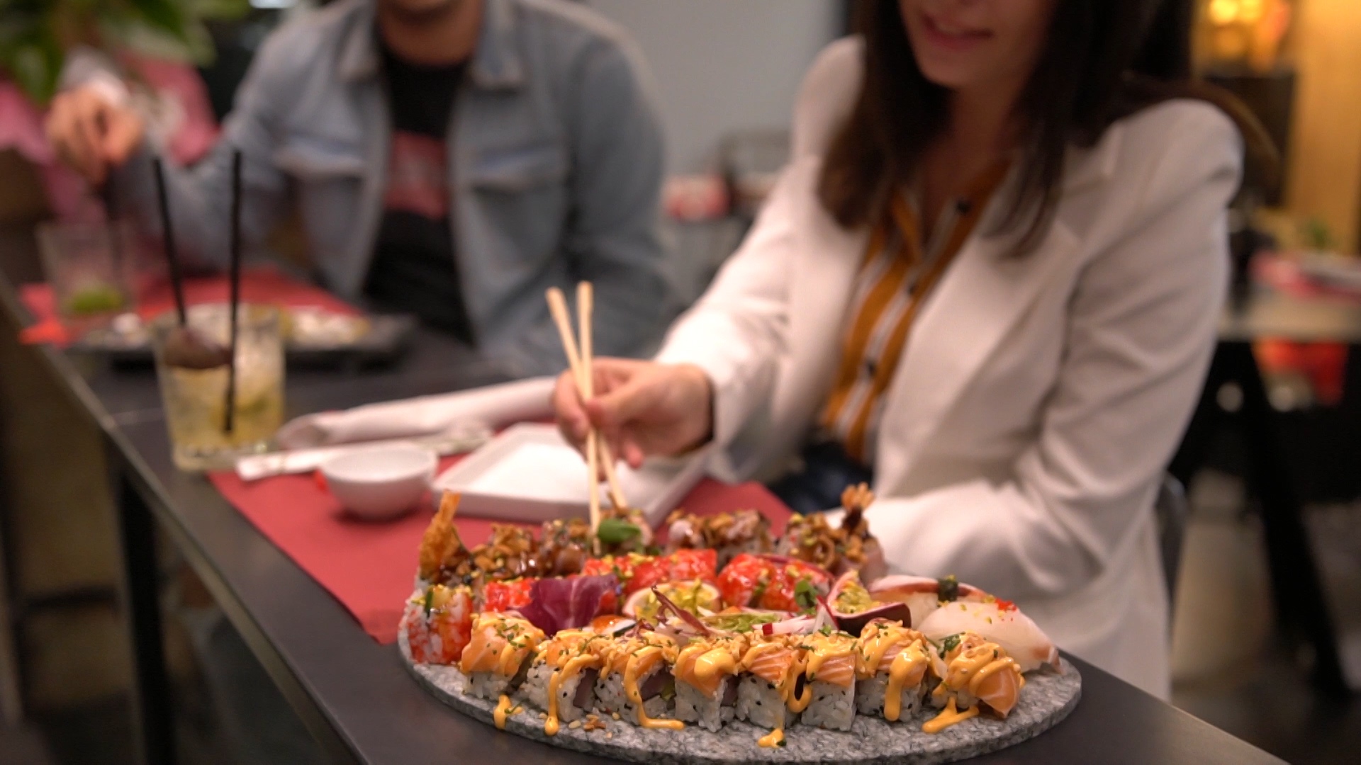 L’incontro tra la cucina <br>giapponese e quella italiana: <br> a Campiglione l’exploit di Sushimi <br> <span> (Video)