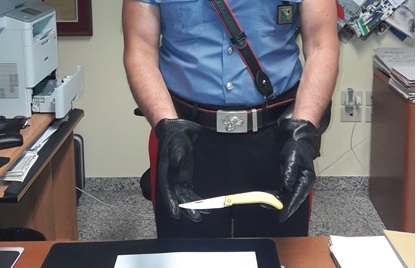 Accoltellato per dissidi condominiali, <br> 65enne arrestato <br> per tentato omicidio aggravato