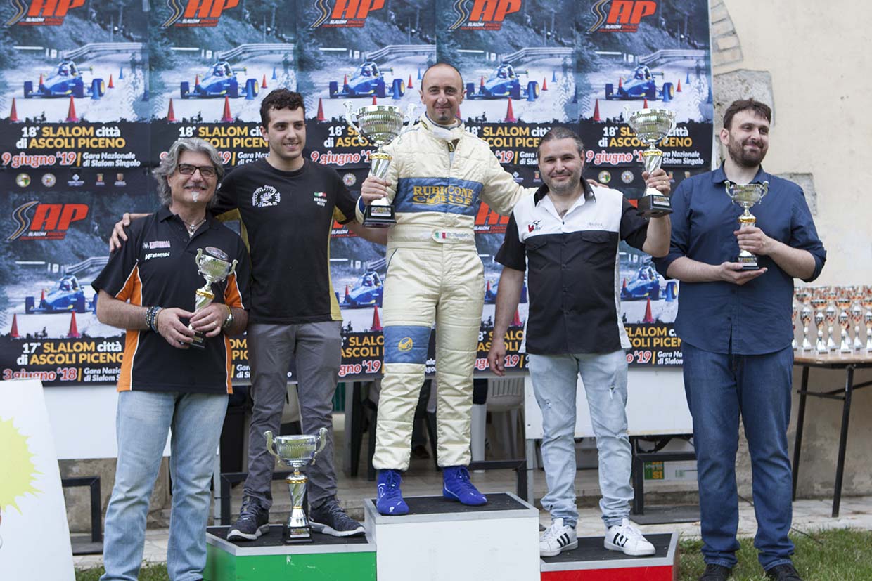 Slalom “Città di Ascoli”, <br> Ravaioli cala il poker <br> In evidenza i piloti di casa