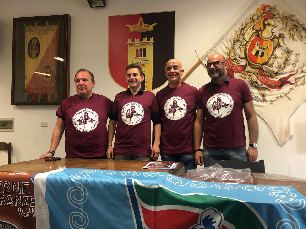 Porta Tufilla presenta la Tenzone Bronzea <br> Quindici gruppi puntano alla Serie A2