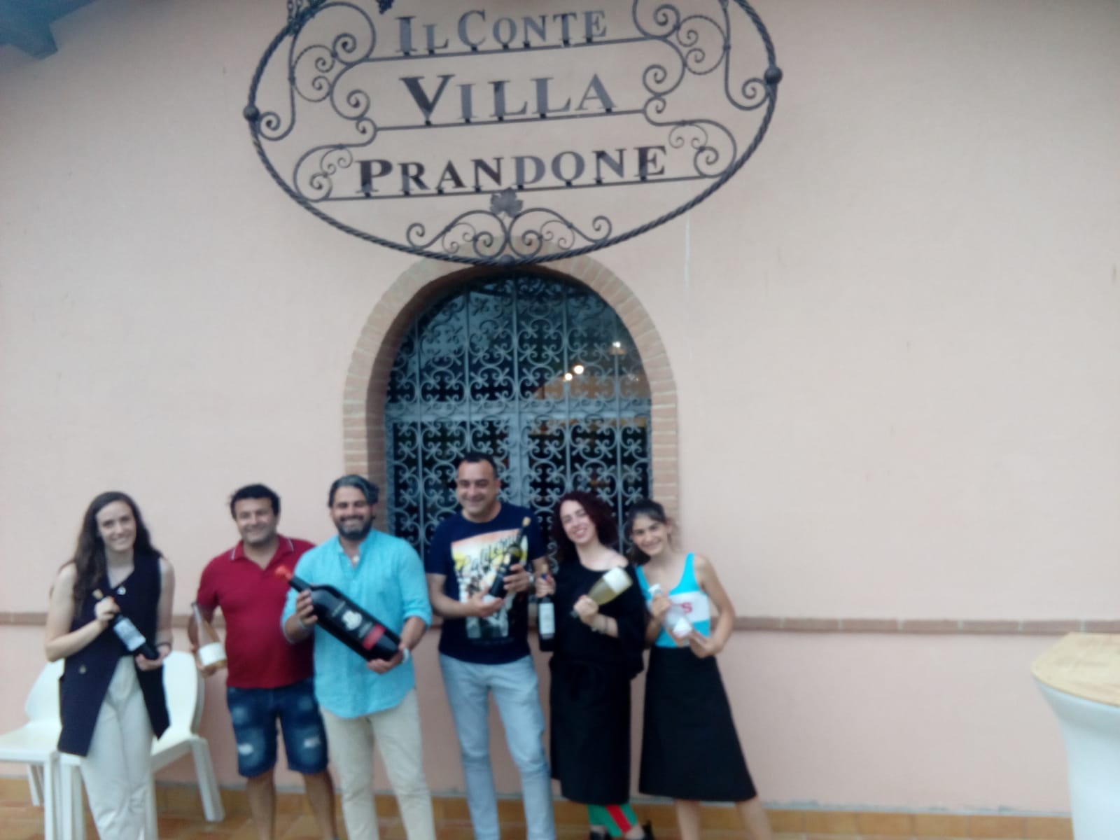 Una scampagnata <br> tra i vigneti della tenuta <br> “Il Conte di Villaprandone”