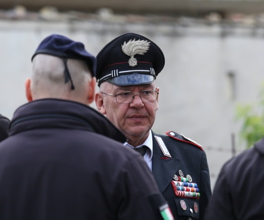 Accoltellato alle spalle, <br> intervista al brigadiere Iadonato: <br> <span> «Ho sentito un dolore fortissimo <br>quando ha girato la lama» </span>