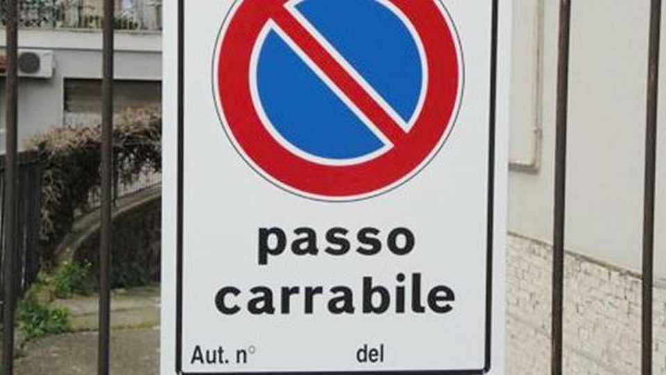 Tassa sui passi carrai: <br> se non arriva il bollettino, <br> sono… sanzioni tue