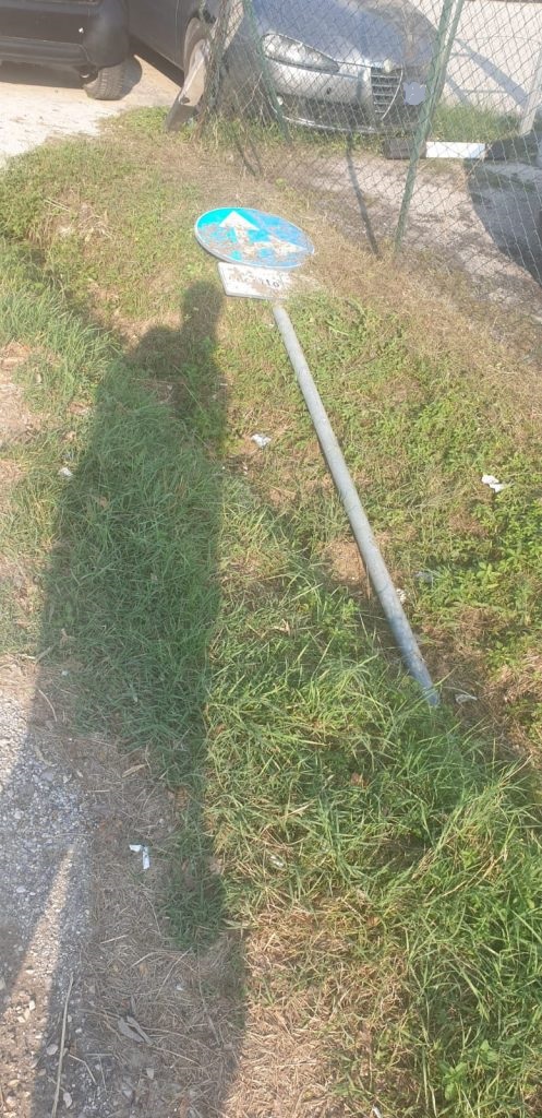 Strade sporche e pericolose, cartelli divelti <br> a sei giorni dalla “bomba d’acqua” <br> Parte una interrogazione