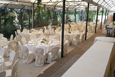 Festa di fine estate <br> con musica e asta di moda <br> per sostenere lo Iom