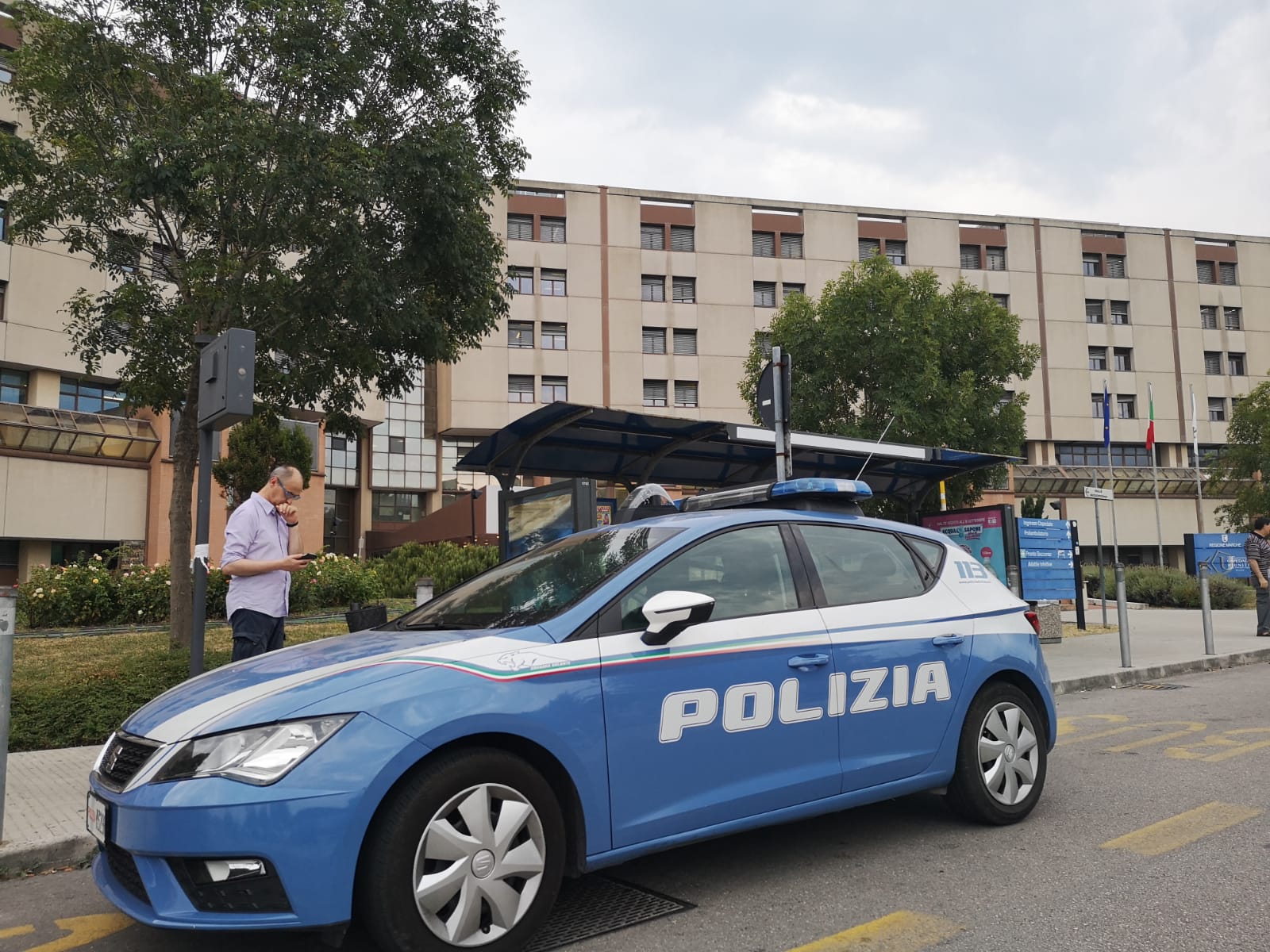 Precipita dal 4° piano del Torrette, <br> muore un ragazzo di 23 anni