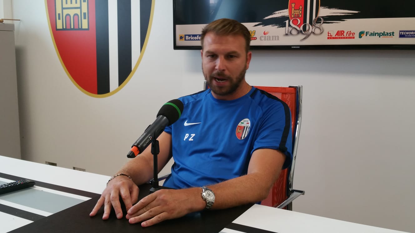 Ascoli, Zanetti alla vigilia: <br> «Il Frosinone è forte <br> ma non firmo per il pari <br> Padoin? Grande duttilità tattica»