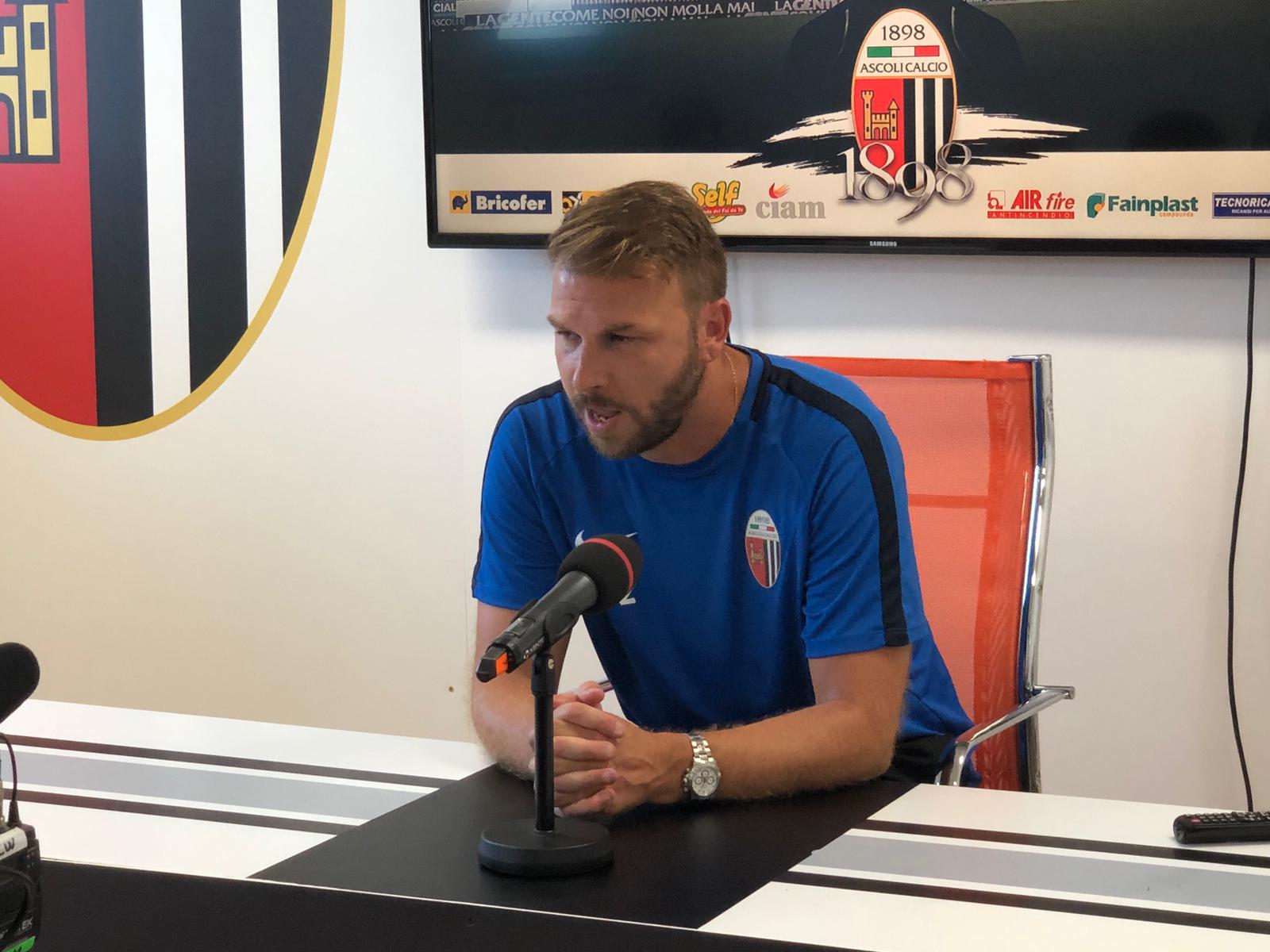 Ascoli, Zanetti: «Vogliamo vincere, <br> non ammetto cali di tensione, <br> giocano Quaranta, Brlek e Da Cruz»