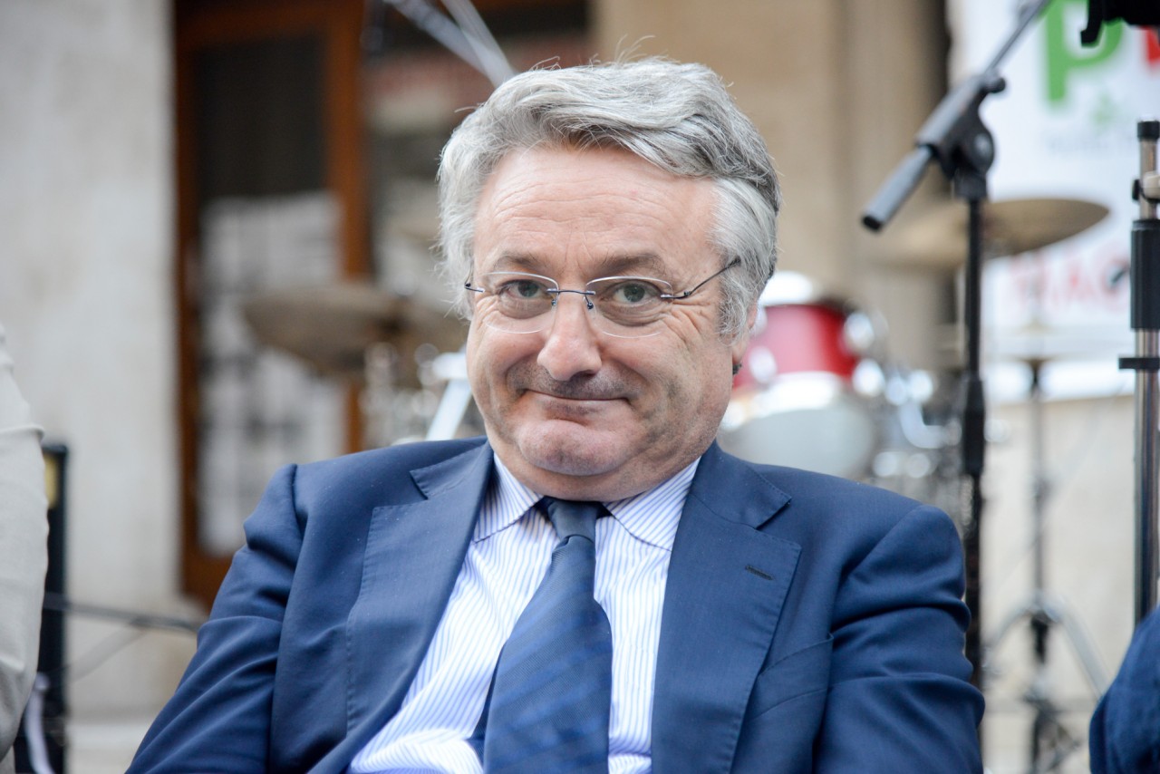 I rifiuti di Roma trattati a Relluce: <br> «Ma saranno immediatamente riportati <br> fuori dalle Marche»