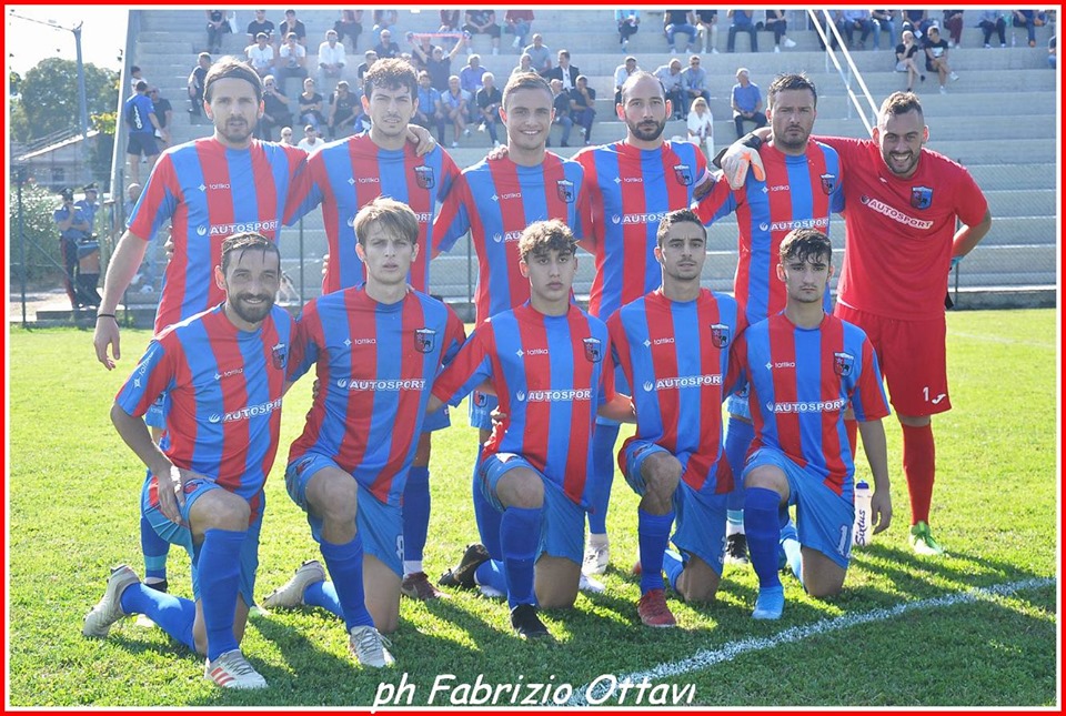 L’Atletico Azzurra Colli <br> festeggia la prima storica vittoria, <br> Porto d’Ascoli e Grottammare <br> ancora imbattute