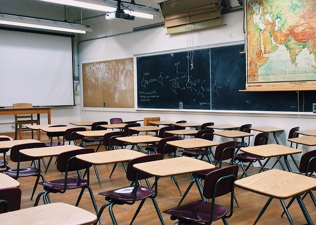 La prima campanella <br> per oltre 200.000 studenti marchigiani <br> La percentuale più alta <br> negli Istituti professionali del Piceno