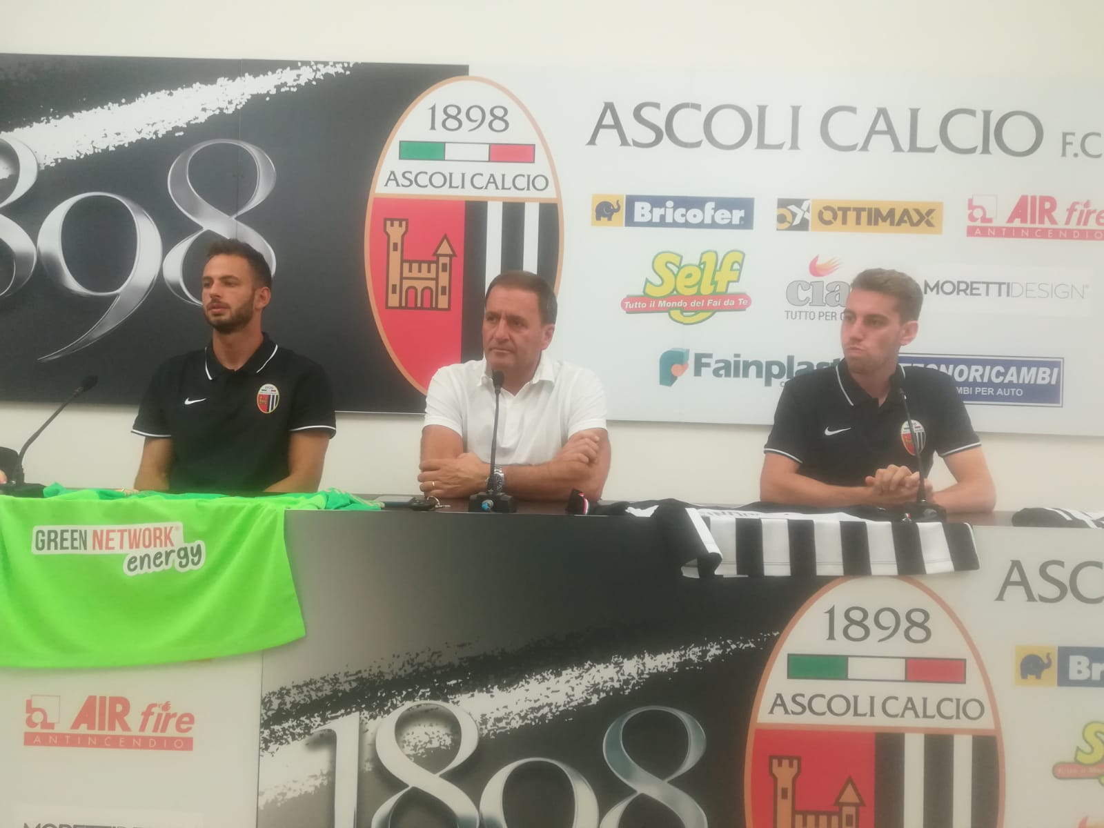 Ascoli, Leali: «Lanni? Grande portiere, <br> una sana competizione ci farà crescere»