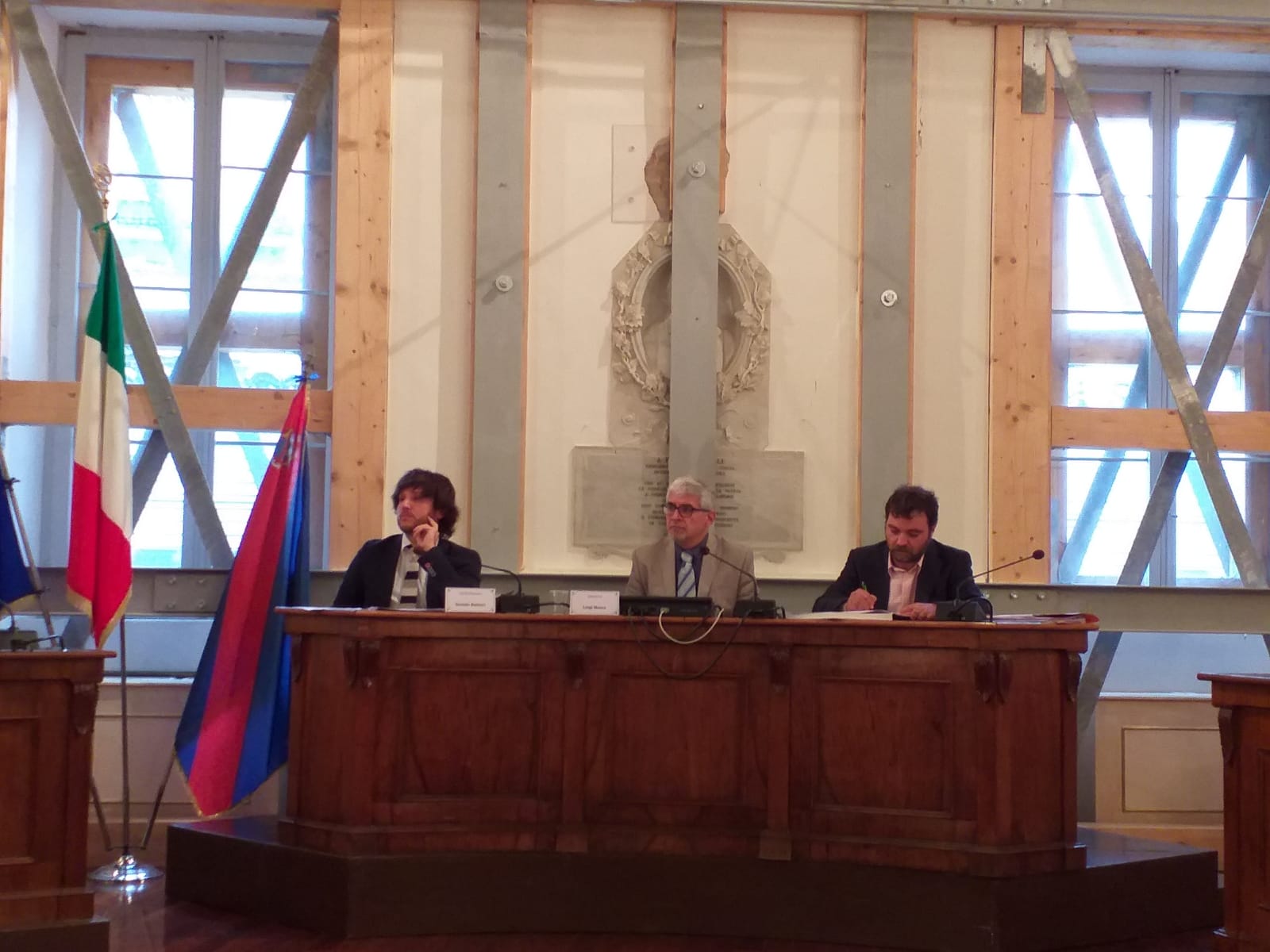 Consiglio rovente, respinte <br> le mozioni della minoranza