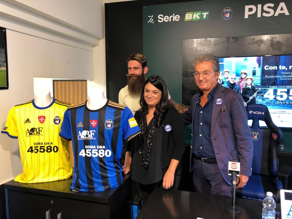 Un pò di Serie B nella nuova <br> Accademia musicale di Camerino: <br> il Pisa scende campo <br> con la Bocelli Foundation