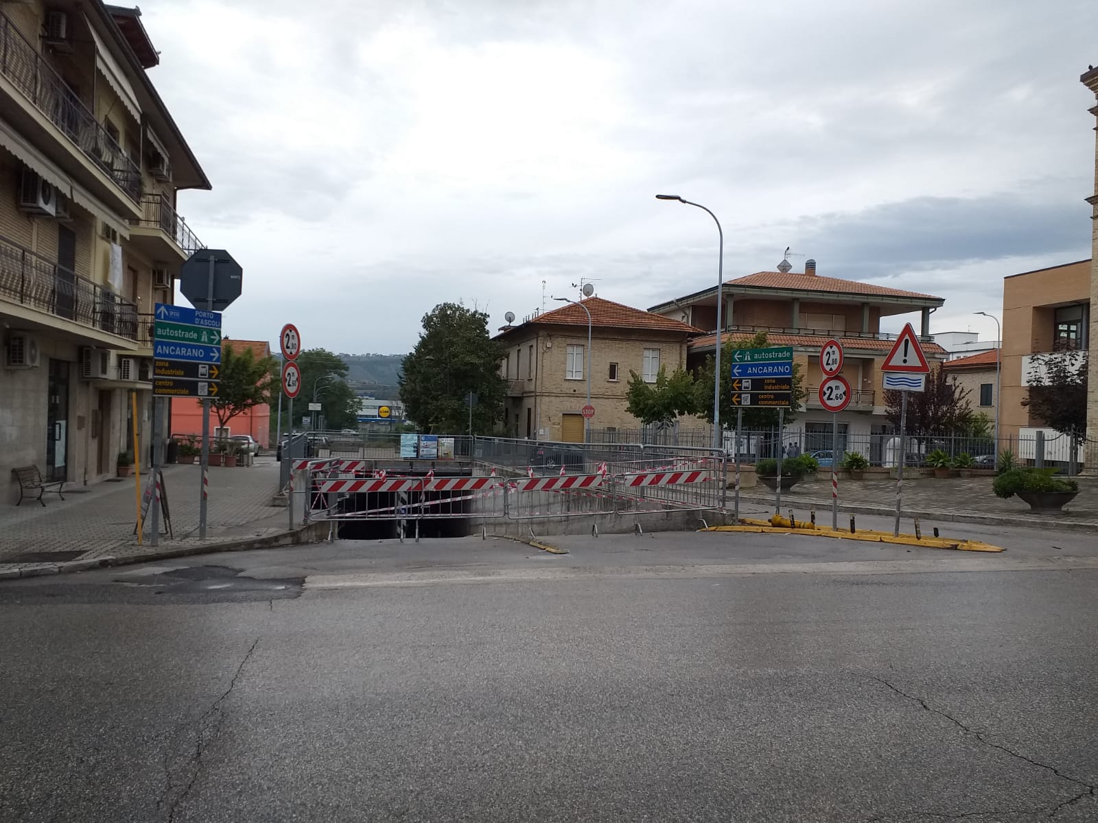 Chiuso per allagamento: <br> ma chi decide sul sottopasso?