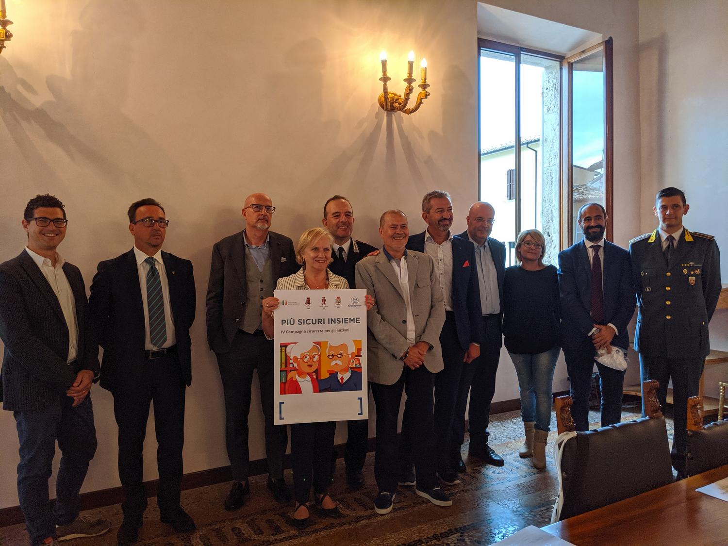 “Più sicuri insieme”, <br> campagna sicurezza <br> per difendere gli anziani