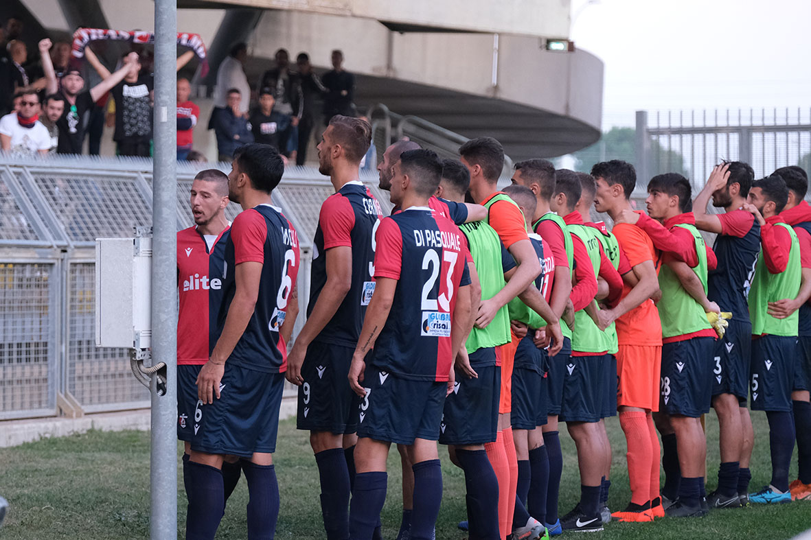 La Samb in dieci dopo quattro minuti <br> si arrende al Vicenza che cala il tris: 0-3 <br> <span> (Fotogallery)