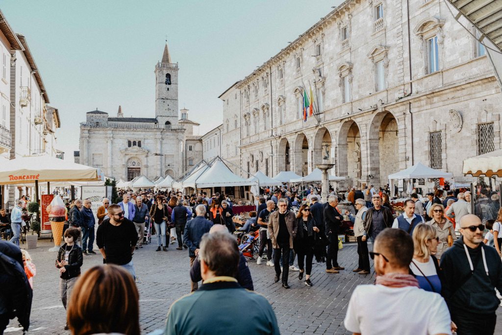 Mercatino Antiquario, <br> un’edizione da record <br> prima del gran finale del 2019