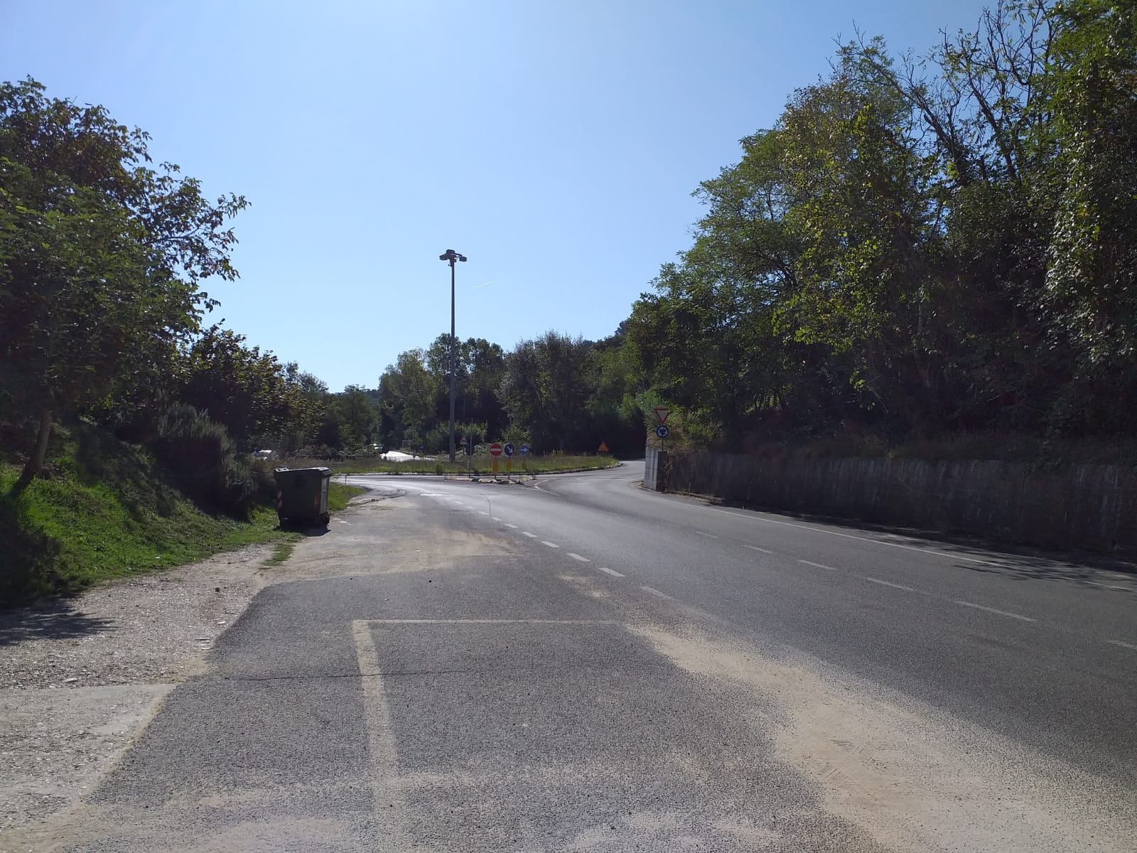 Provinciale Mezzina, <br> ancora un incidente e nessuno interviene