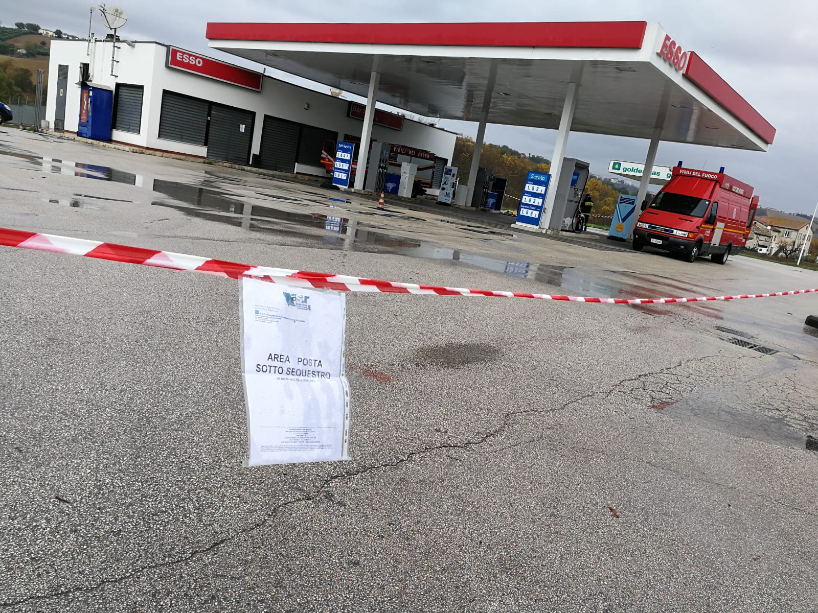 La tragedia di Monte Urano <br> Area sotto sequestro, Vigili del fuoco <br> al lavoro per risalire alle cause <br> dello scoppio fatale per un 29enne