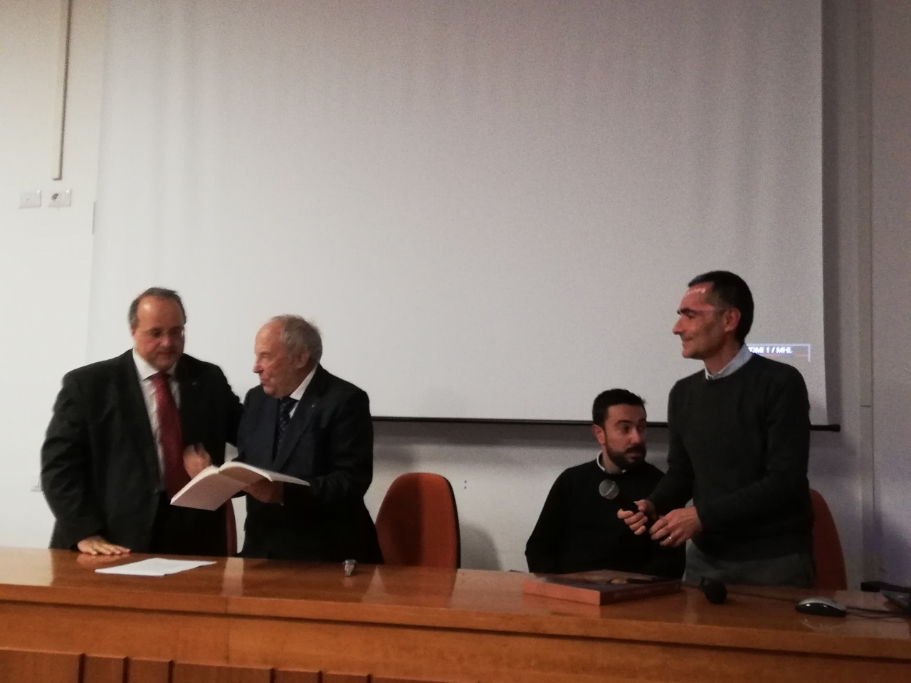 Isc Centro: «Fare del bosco <br> un libro vivente del sapere, <br> custode di storia e biodiversità»
