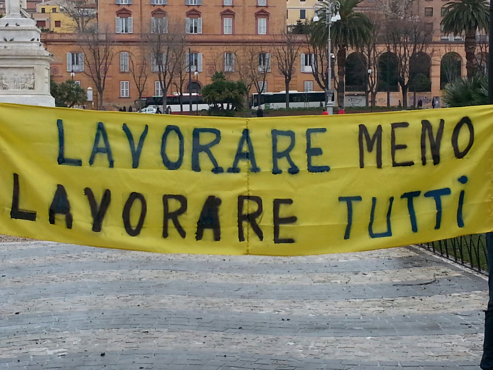 Disoccupati Piceni: <br> «I nostri parlamentari visitino <br> prima i Centri per l’impiego <br> e poi le zone industriali»