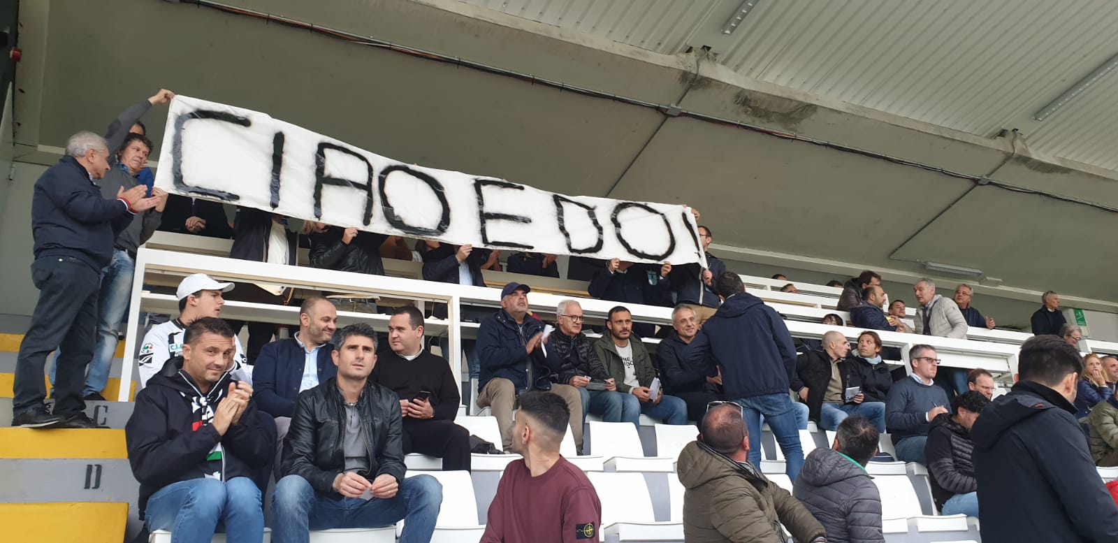 Ascoli-Venezia, pari che sa di beffa <br> Non basta il rigore di Da Cruz: 1-1 <br> La sceneggiata di Ninkovic