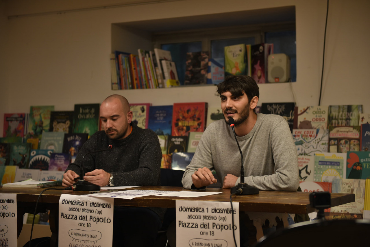 Le Sardine pronte per la piazza: <br> «Dietro di noi nessun partito»