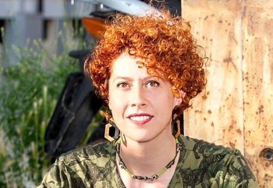 Lorenza Ghinelli svela <br> “Tracce dal silenzio” <br> prima al Piacentini <br> e poi allo Scientifico