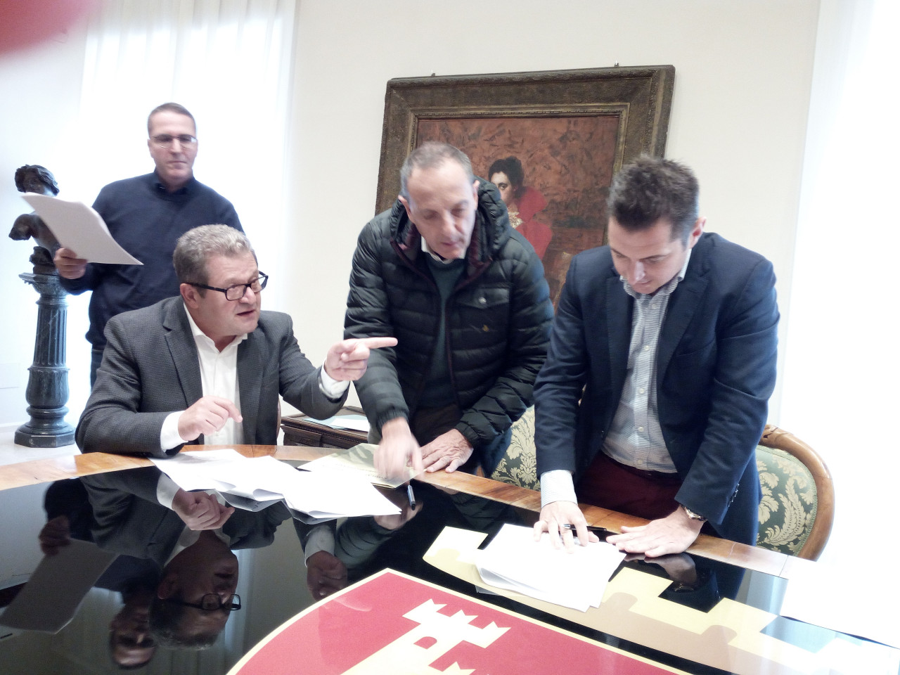 Emergenza povertà <br> La famiglia del Polo di accoglienza <br> si allarga e scatta la sinergia <br> con i Servizi sociali del Comune