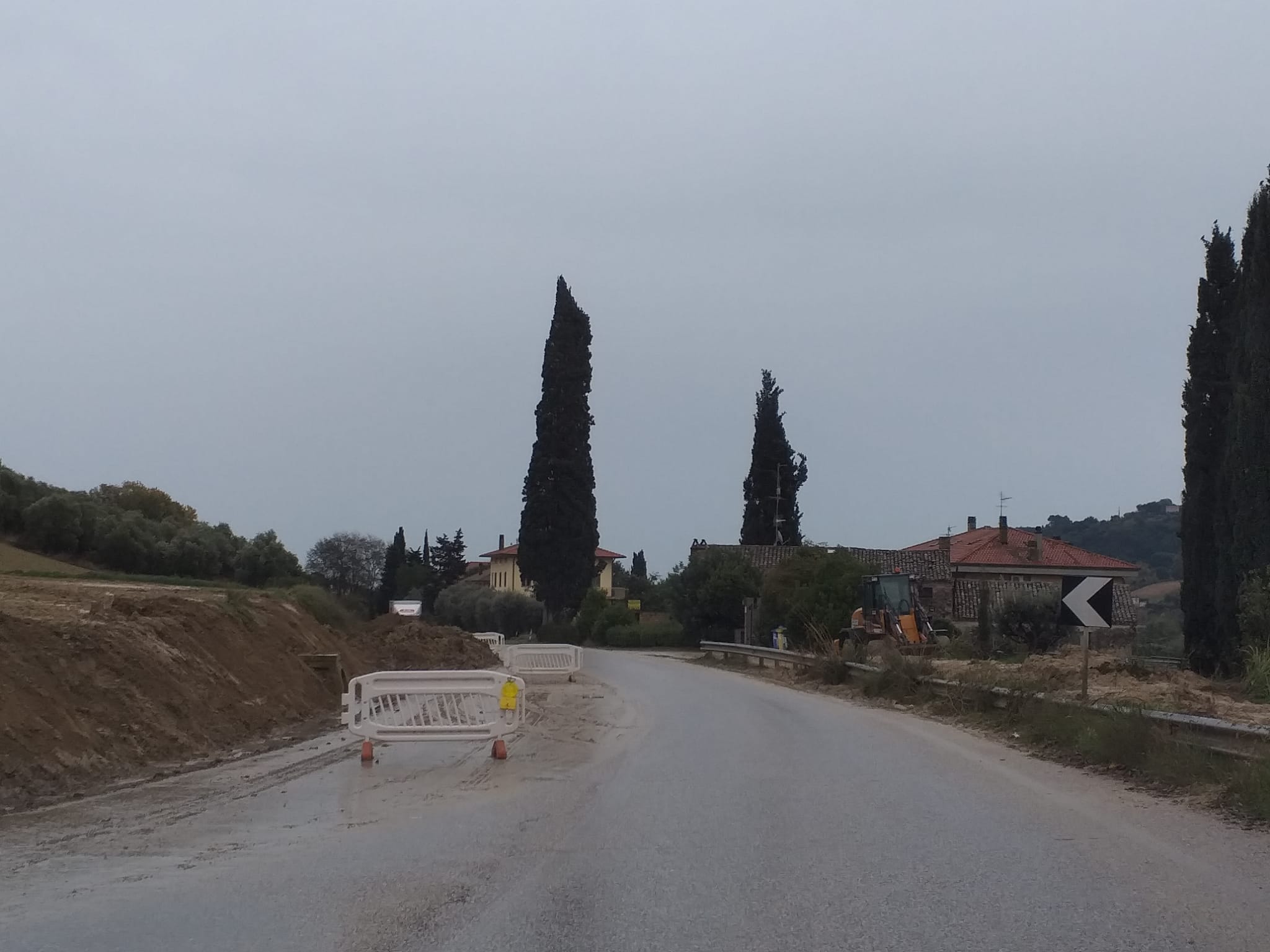Frane e smottamenti ad ogni temporale, <br> la Provinciale Valtesino <br> diventa pericolosa