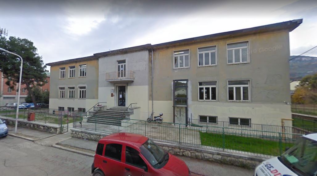 Scuola media di Monticelli, <br> le voci dei genitori <br> sul plesso di via Sardegna