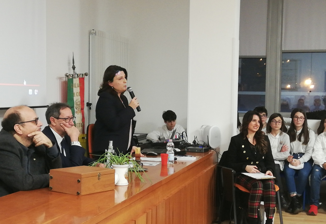 Isc Centro, <br> cinquantesimo compleanno <br> della media Curzi