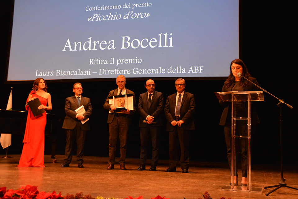 Ad Andrea Bocelli il Picchio d’Oro: <br> «Il nostro piccolo contributo <br>per restituire speranza a questa terra»