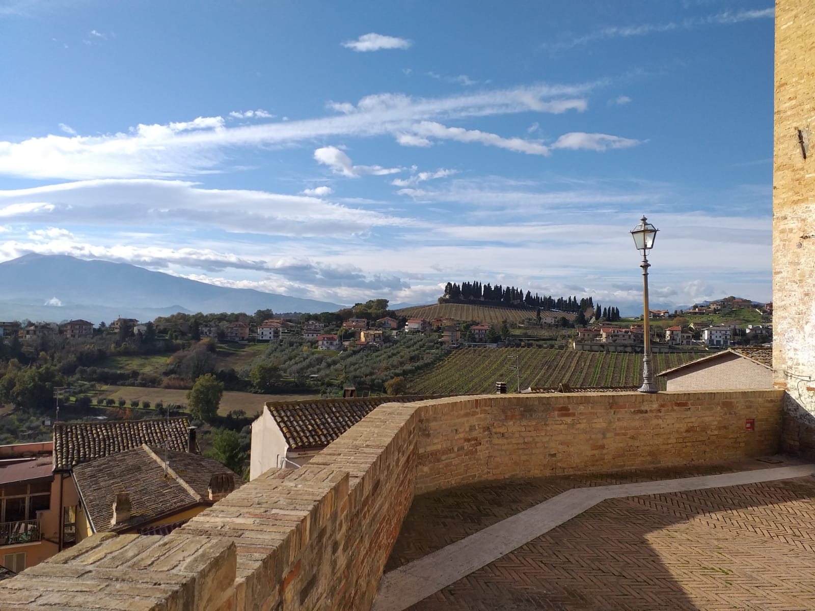 “Io resto a casa <br> con i miei sogni”, <br> Spinetoli lancia il contest