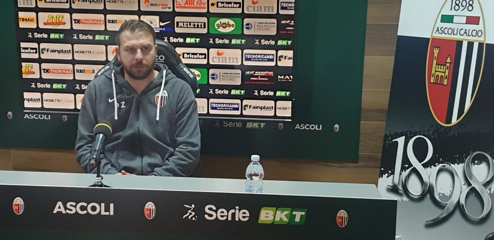 Zanetti: «Spirito e rabbia <br> soltanto nella ripresa» <br> Venturato: «Gol irregolare»