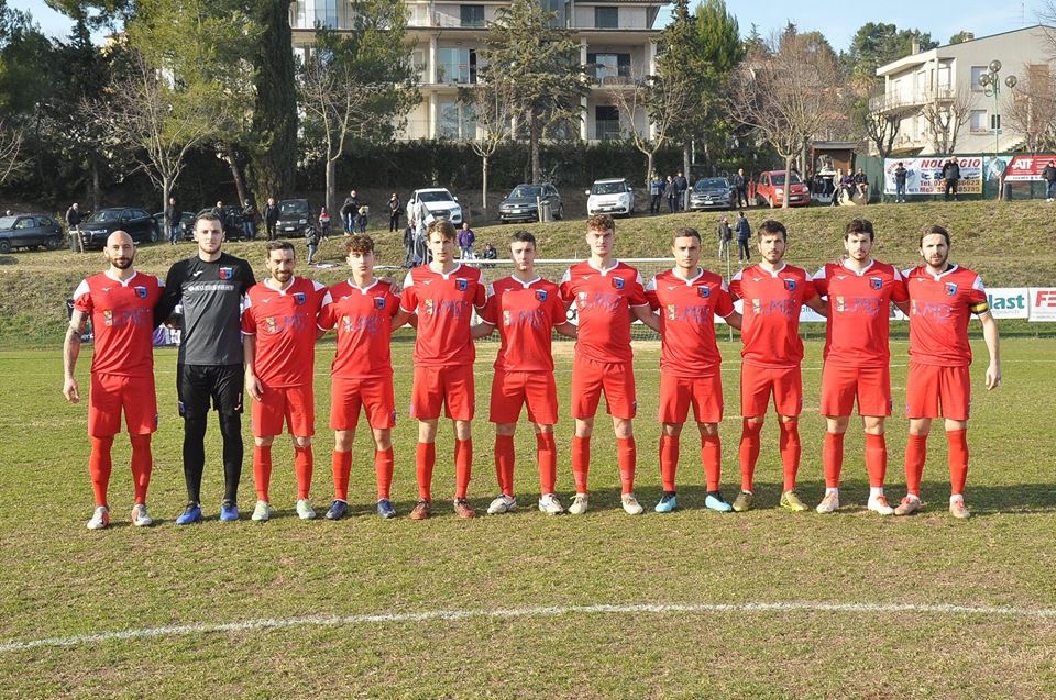 Porto d’Ascoli, <br> caccia ai punti playoff <br> Atletico Azzurra Colli e Grottammare <br> avanti a piccoli passi