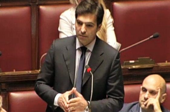 Appello di Acquaroli alla Regione: <br>«Quarantena obbligatoria <br>per chi sta arrivando dal nord»