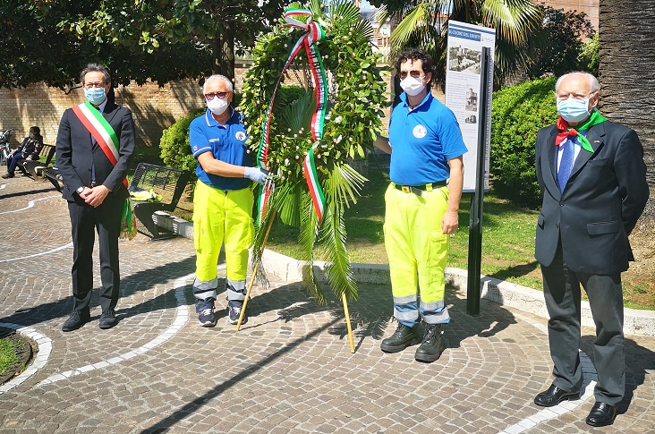 San Benedetto, il sindaco Piunti: <br> «Con il cuore e con la mente, <br> tutti qui a celebrare il 25 Aprile» <span> (Video e foto)