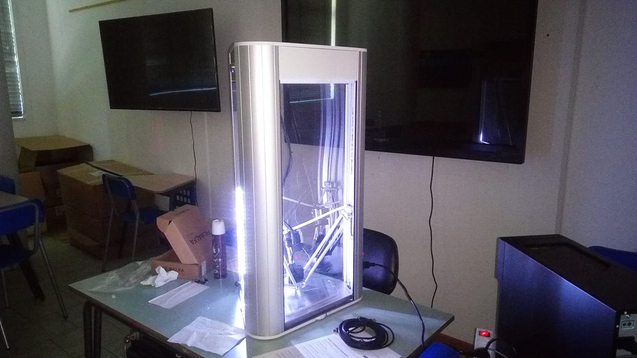 La scuola di Folignano <br> dona stampante 3D all’Unicam La scuola di Folignano <br> dona stampante 3D all’Unicam