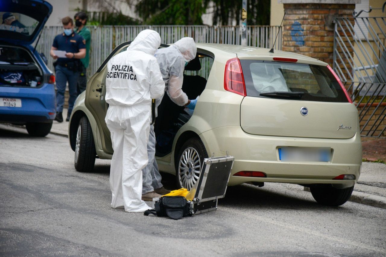 I pusher non si sono mai fermati: <br> passeggiate con i cani per spacciare <br> Dopo il lockdown la droga torna a uccidere